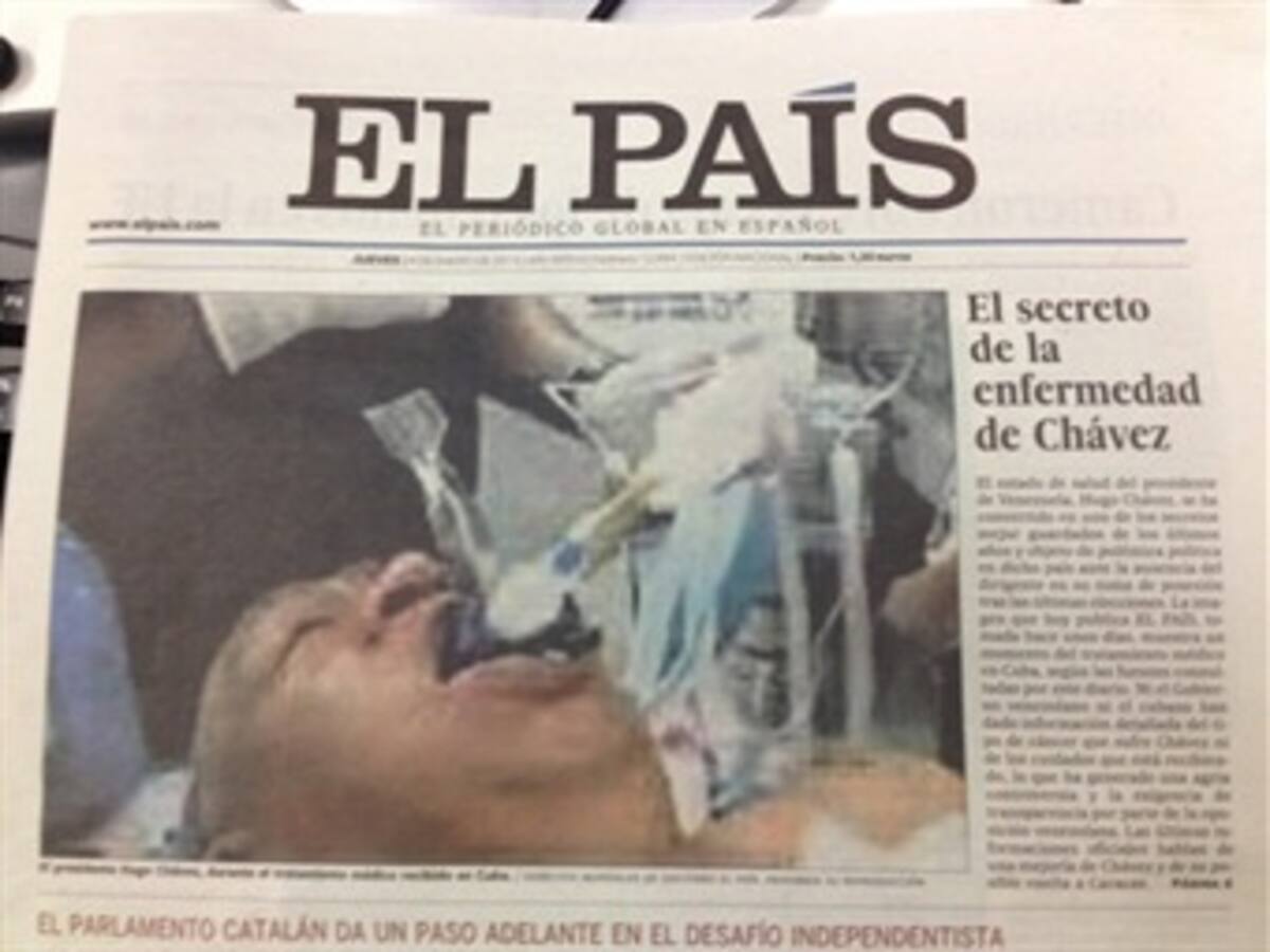 El País de España retira ediciones impresas del diario por foto falsa de Chávez