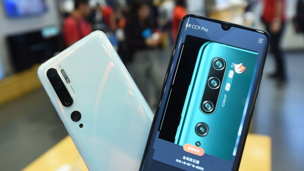 Esta marca tampoco incluirá cargador en los empaques de sus celulares