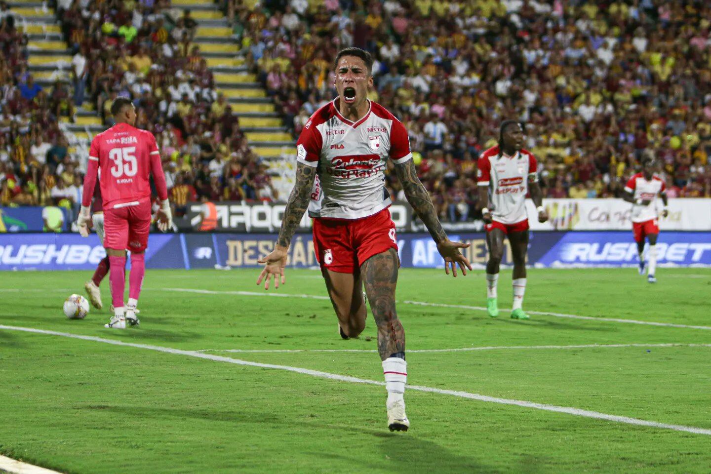 El equipo capitalino fue el clasificado por el grupo B a la final del fútbol colombiano / @SantaFe