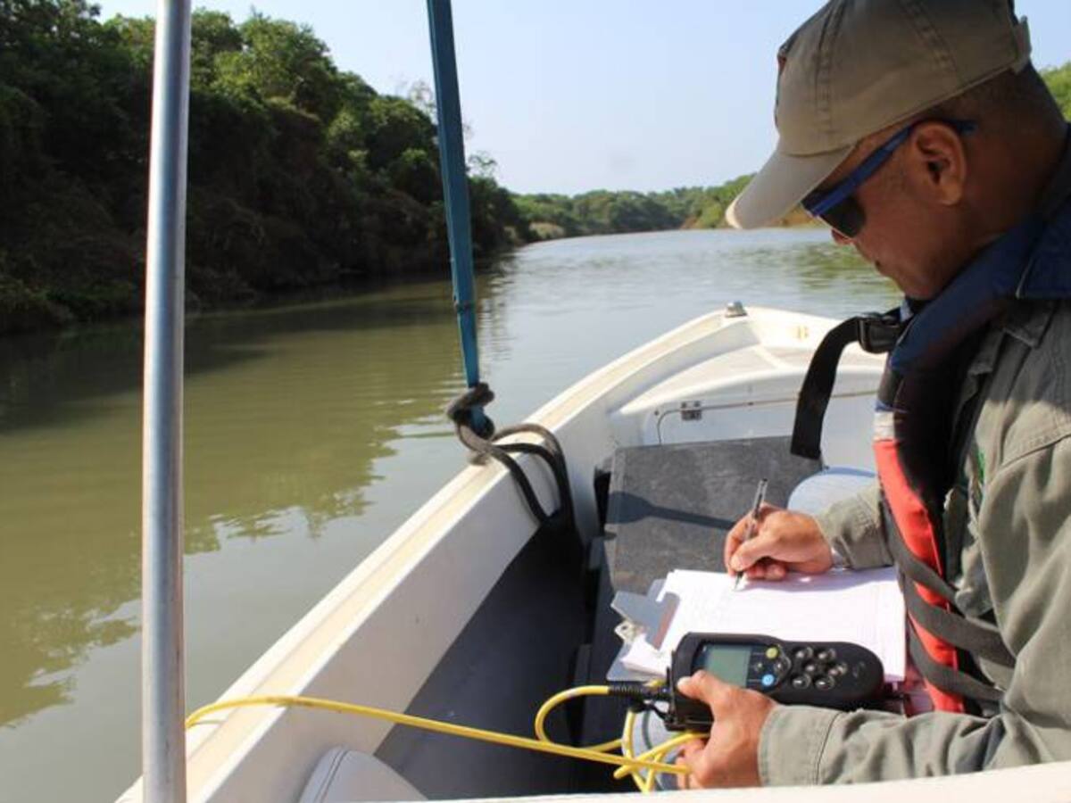Disminuye salinidad en el Canal del Dique para captación de agua