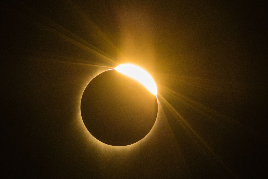Imagen de referencia de eclipse solar total / ROB KERR / AFP) (Photo by ROB KERR/AFP via Getty Images)