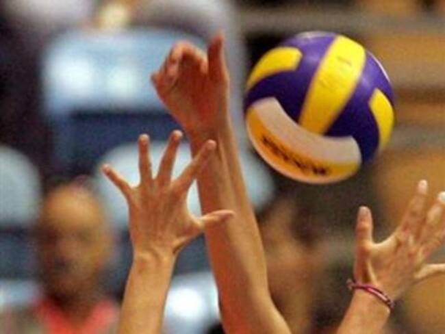 Colombia logra primera victoria en Sudamericano de Voleibol