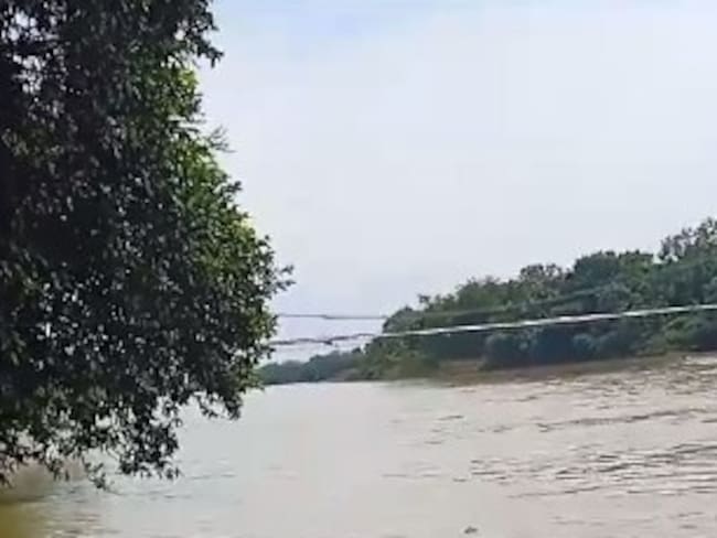 Por derrame de combustible en río hay alerta en Puerto Wilches