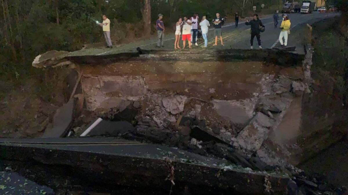 Incomunicada la Costa por explosión en puente de Pailitas en paro del ELN