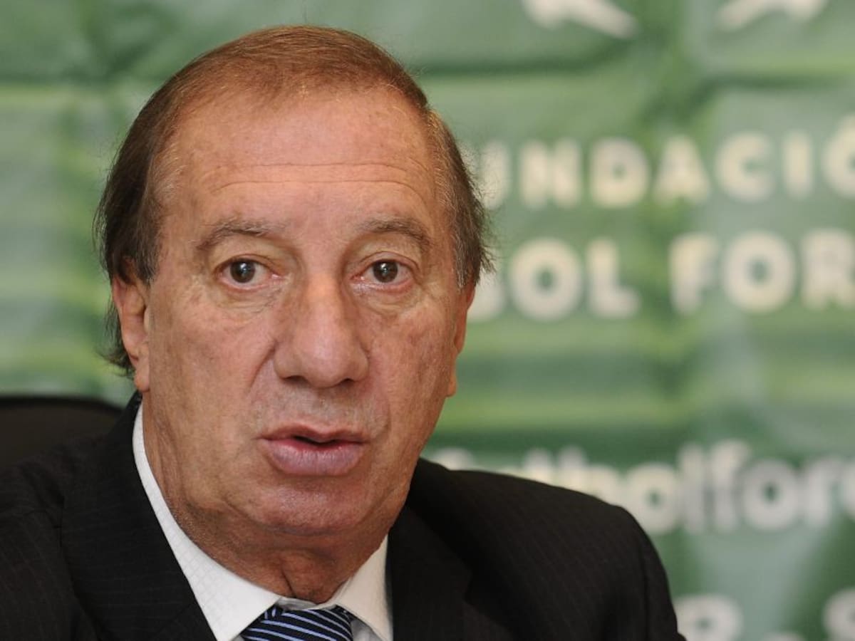 Se terminó la confusión: Carlos Bilardo no tiene coronavirus
