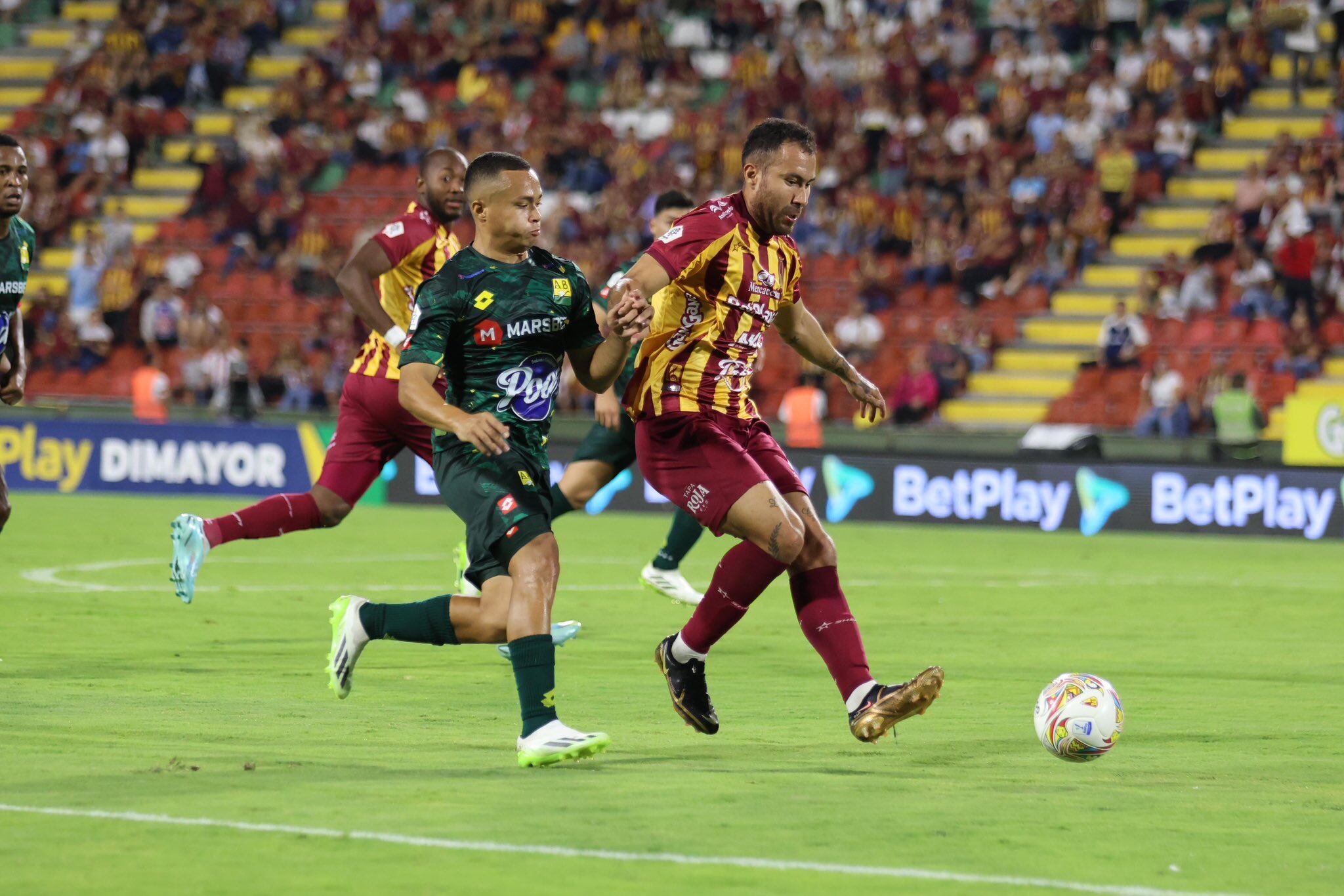 Duelo de Liga entre Deportes Tolima y Atlético Bucaramanga / @cdtolima