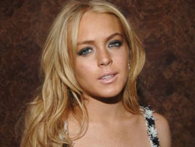 Lindsay Lohan se tatúa la estrofa de una canción de Billy Joel