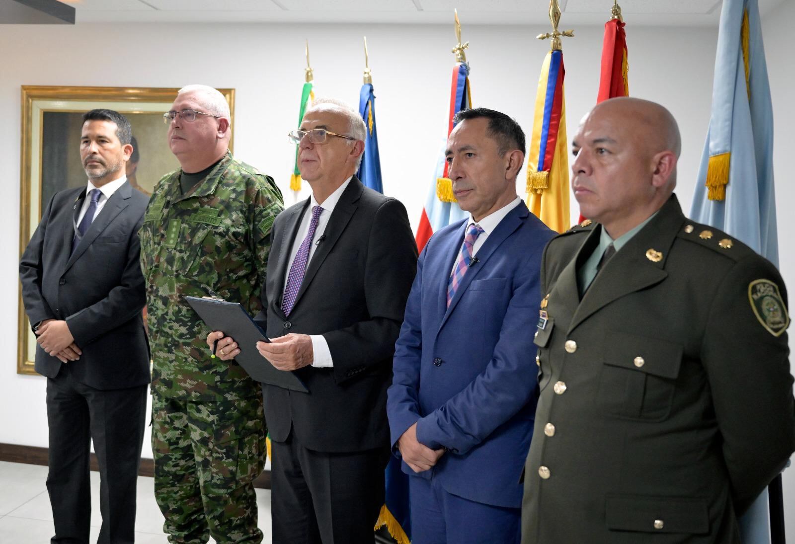 MinDefensa anuncia estrategia contra el robo de hidrocarburos.