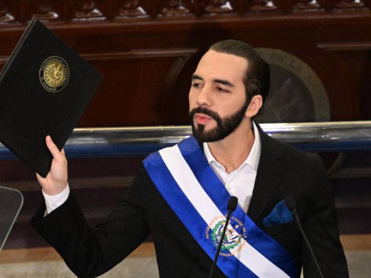 “Bukele tiene un poder enorme, nadie se había reelegido en los últimos años”: periodista salvadoreño