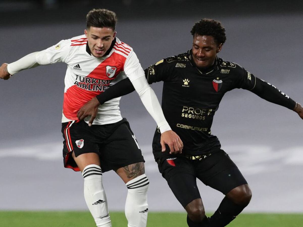 El jugador que entraría en la negociación de Santa Fe y Nacional por Mejía