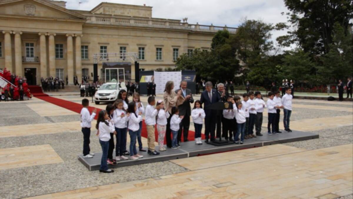 Se lanzó oficialmente la visita del papa Francisco a Colombia, que estará del 6 al 10 de septiembre en Bogotá, Cartagena, Medellín y Villavicencio.