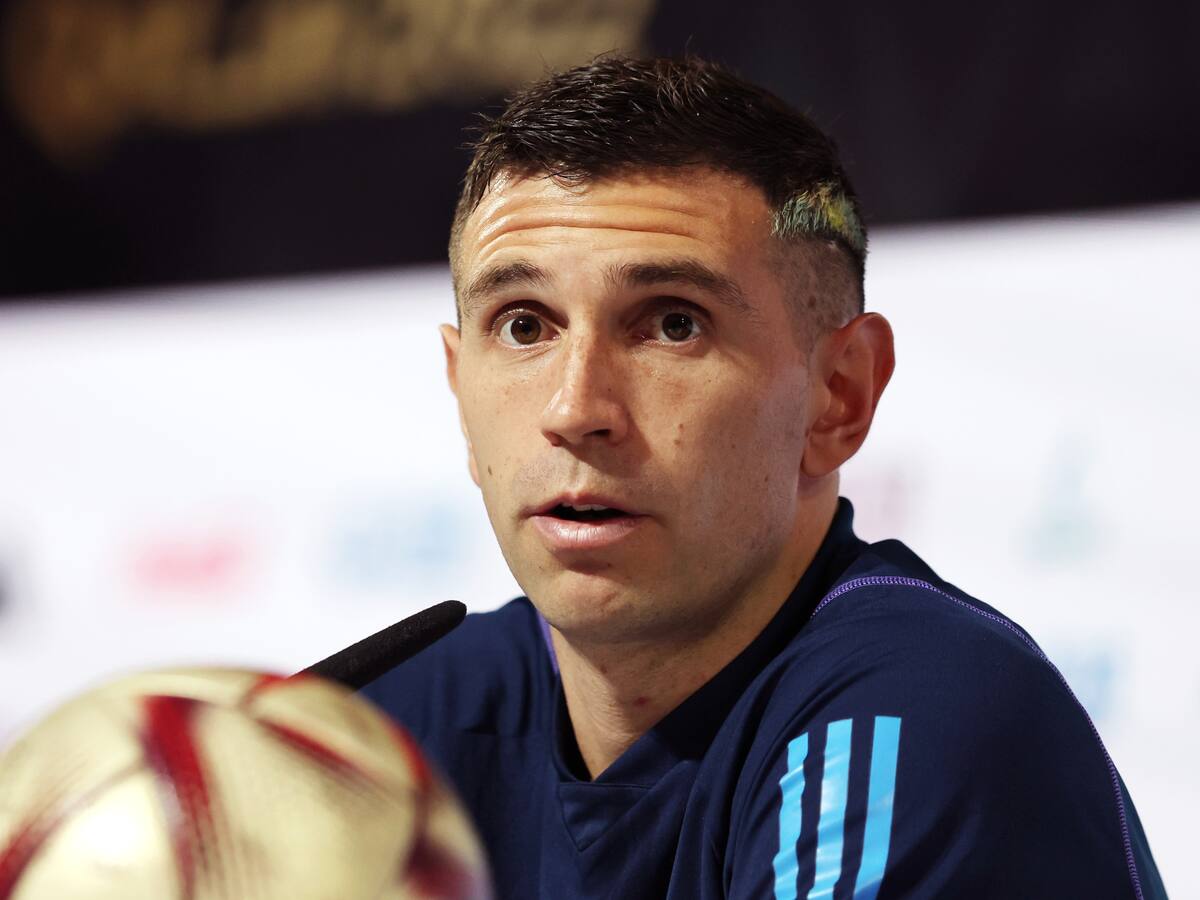 Dibu Martínez calentó la previa de la final ante Francia: dardo a Kylian Mbappé