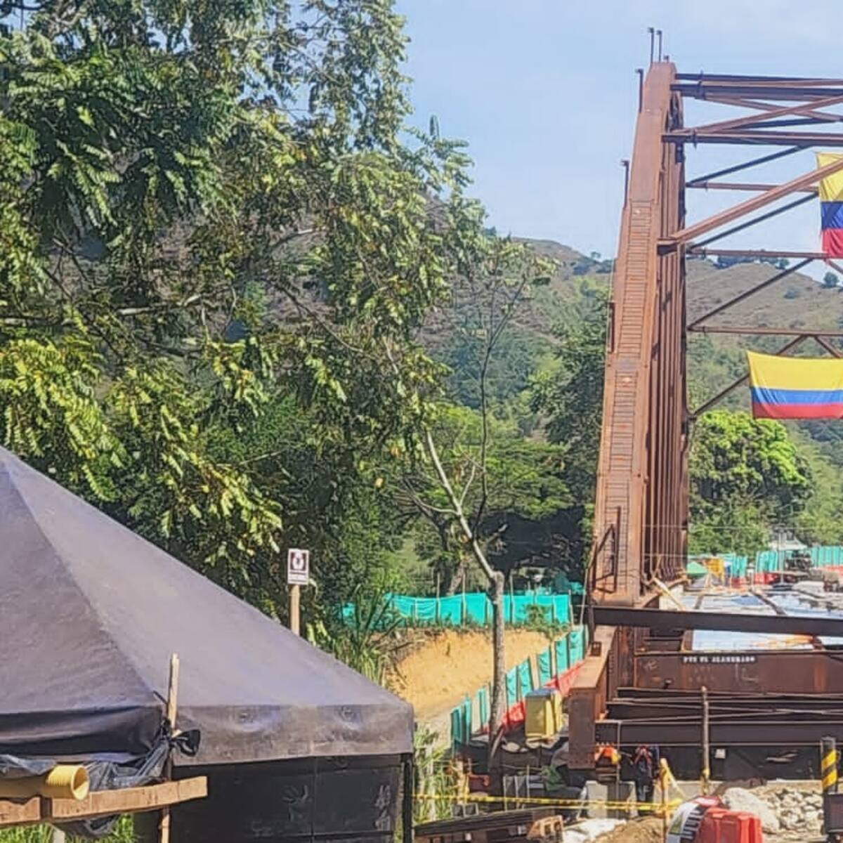 Culminó etapa de lanzamiento del puente El Alambrado entre Quindío y Valle