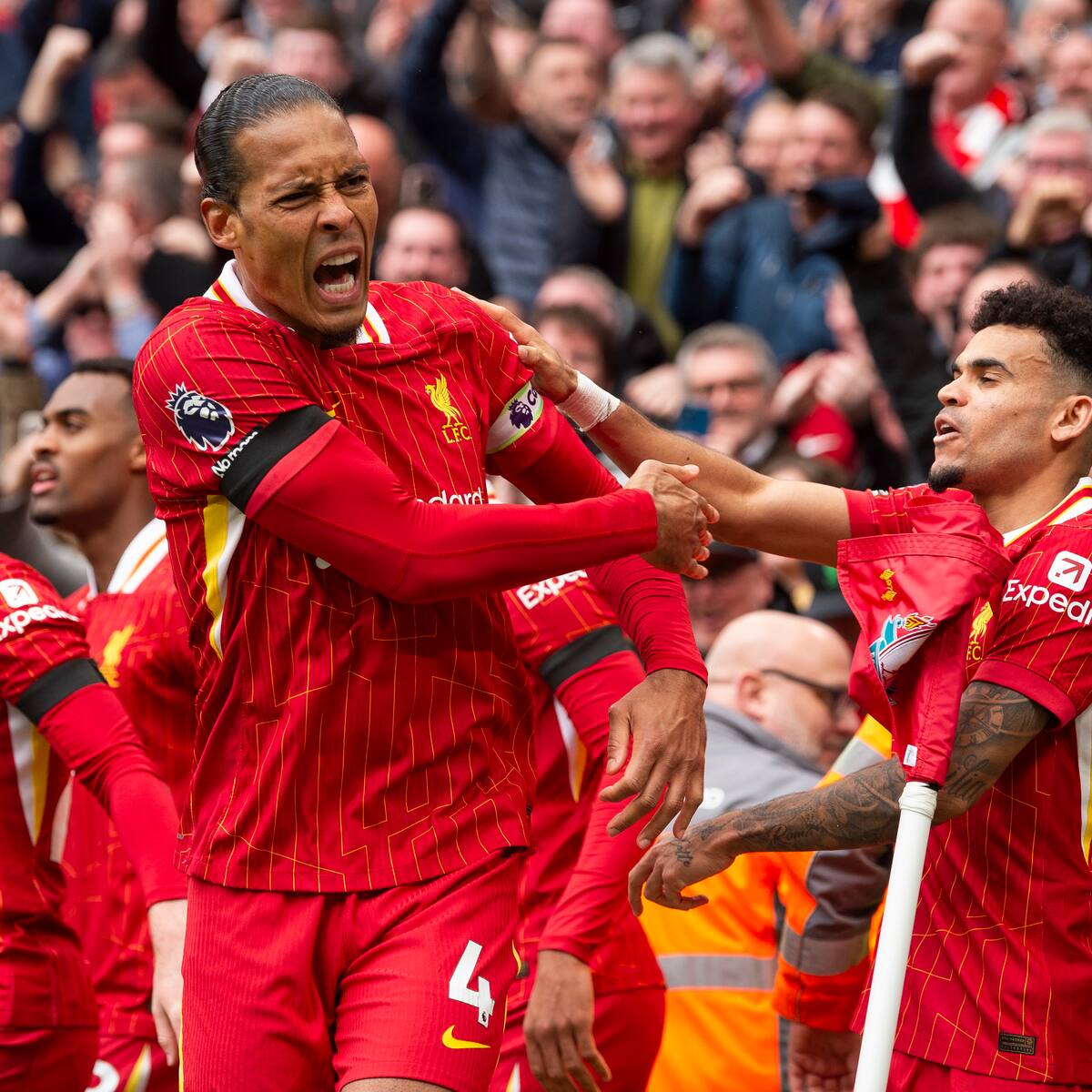 Virgil van Dijk renovó con Liverpool y tendrá un sueldo millonario: amplia diferencia con Luis Díaz