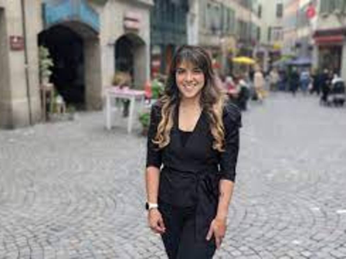 Andrea Gálvez, la neurocientífica que ayudó a hombre parapléjico a volver a caminar