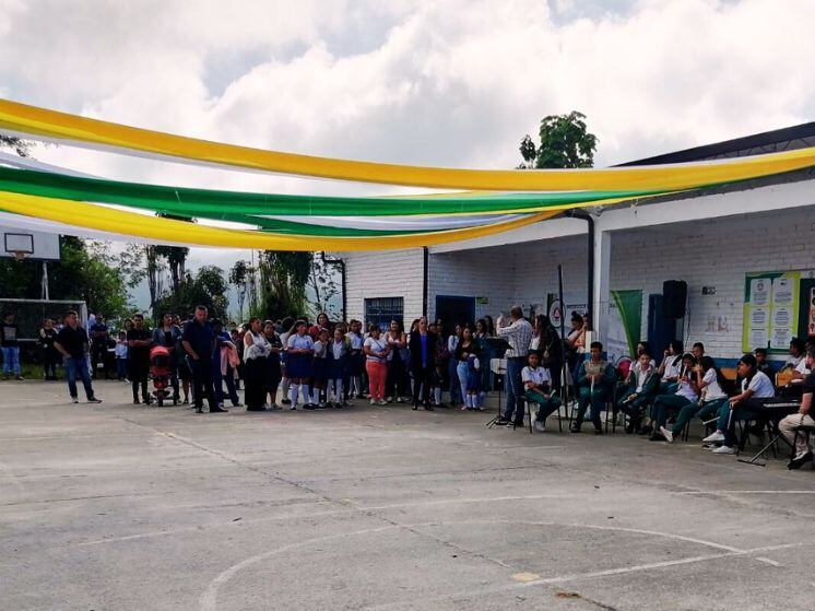 Institución educativa rural, Miguel Antonio Caro en Manizales