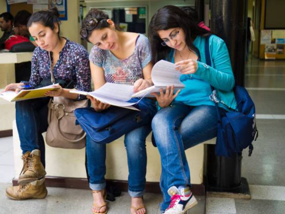 La tasa de desempleo en jóvenes disminuyó en el último año