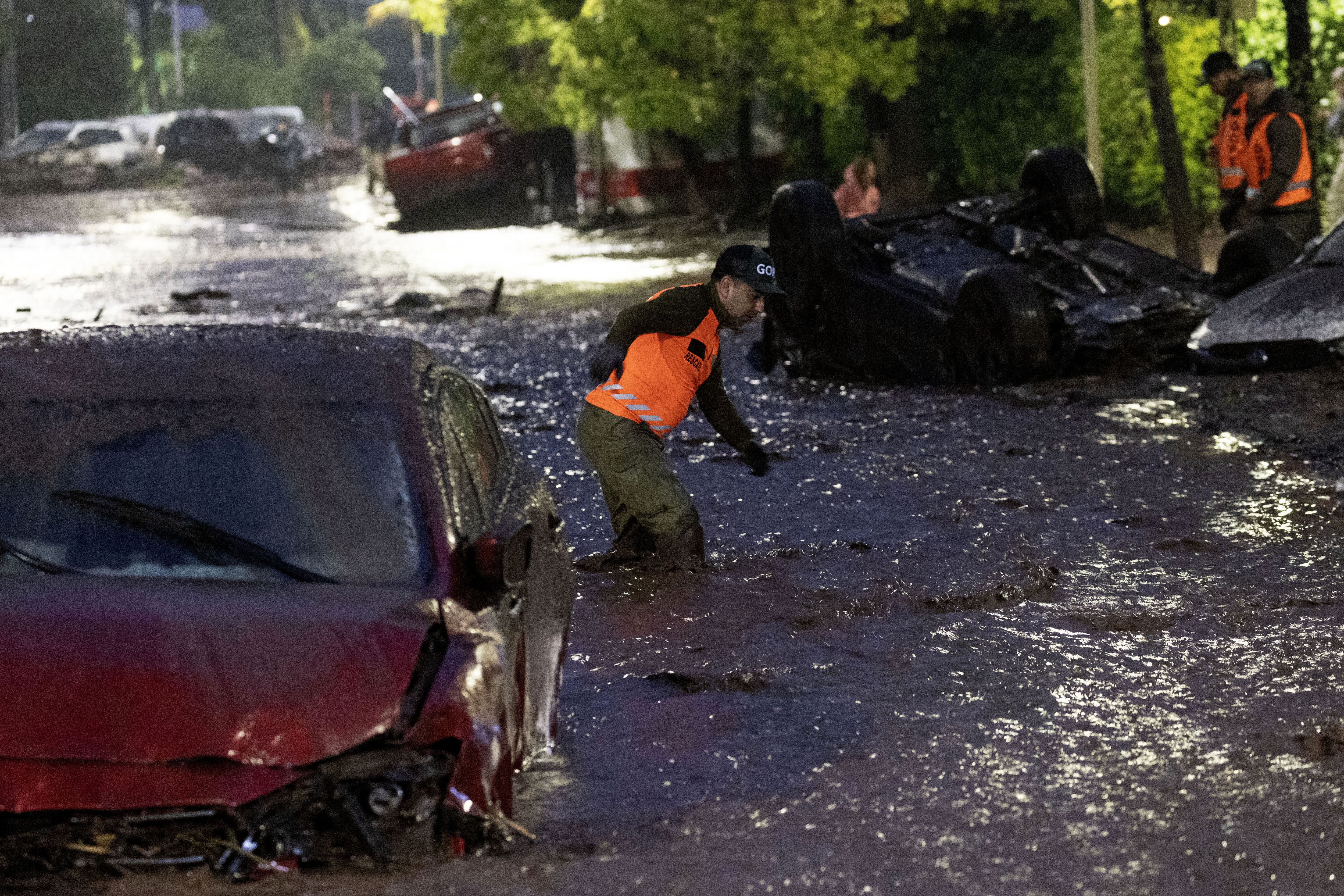 Lluvias e inundaciones en Santiago de Chile.
(Foto: Marcelo Hernandez/Getty Images)