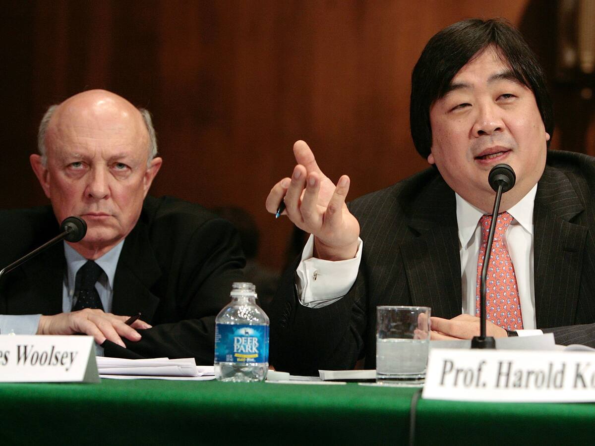 Putin está aislado, si viaja fuera de Rusia será perseguido: abogado de Ucrania ante la CIJ