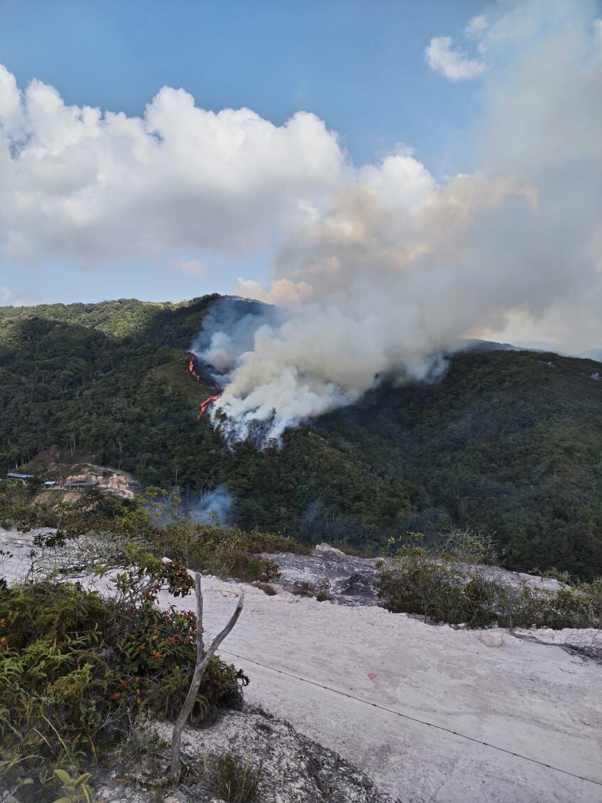 Incendio forestal en zona rural de Ocaña / Foto: Gestión de Riesgos Ocaña