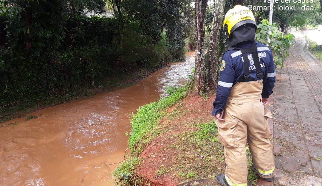 Estar atentos a los cambios que ocurran por su sector debido a las lluvias.