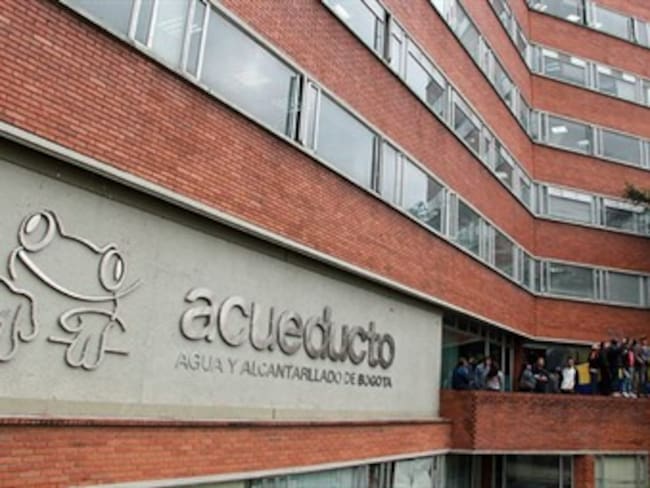 Gerente de Acueducto de Bogotá citado a Fiscalía