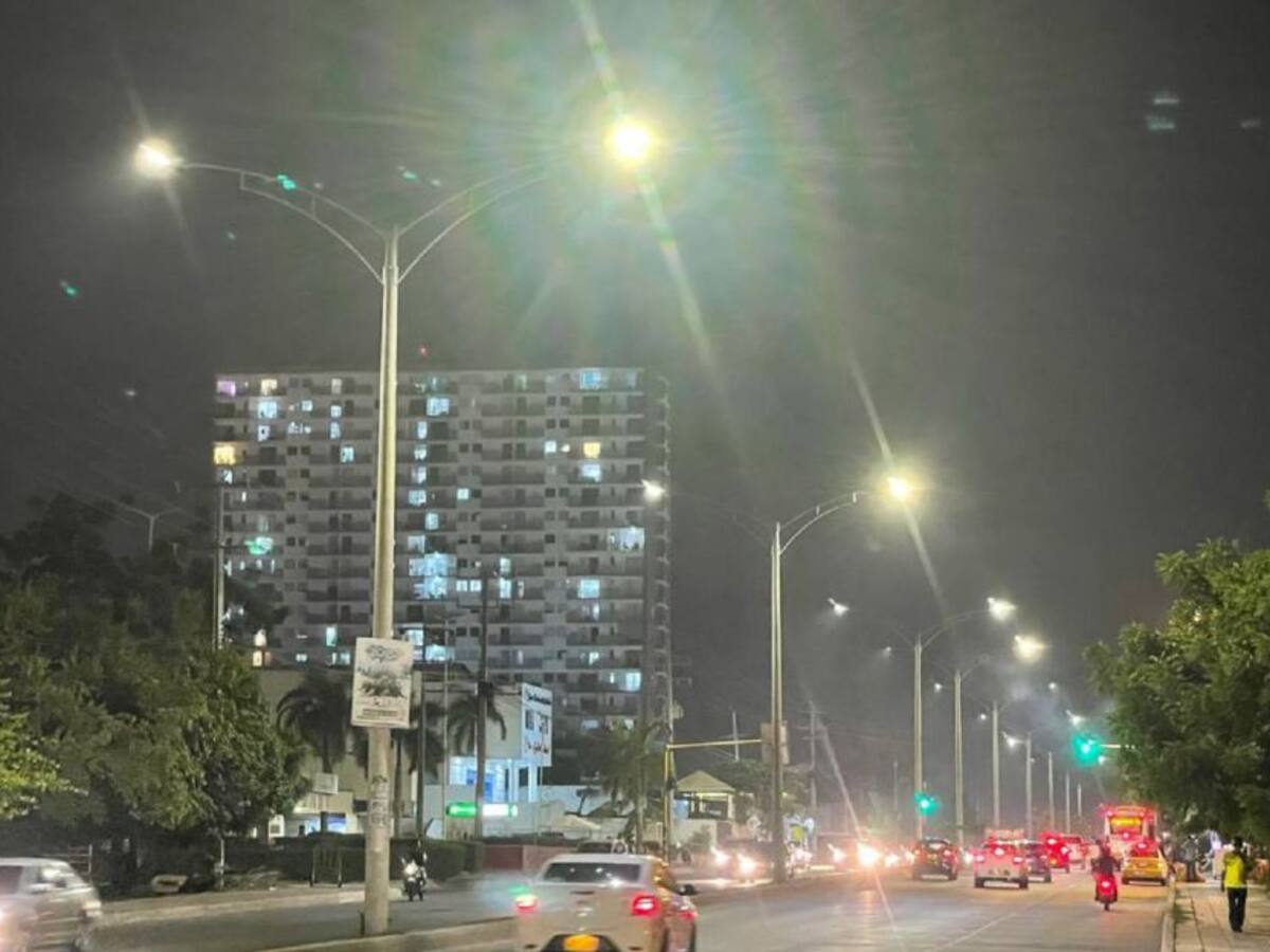 84% de las vías principales de Cartagena ya cuentan con alumbrado LED