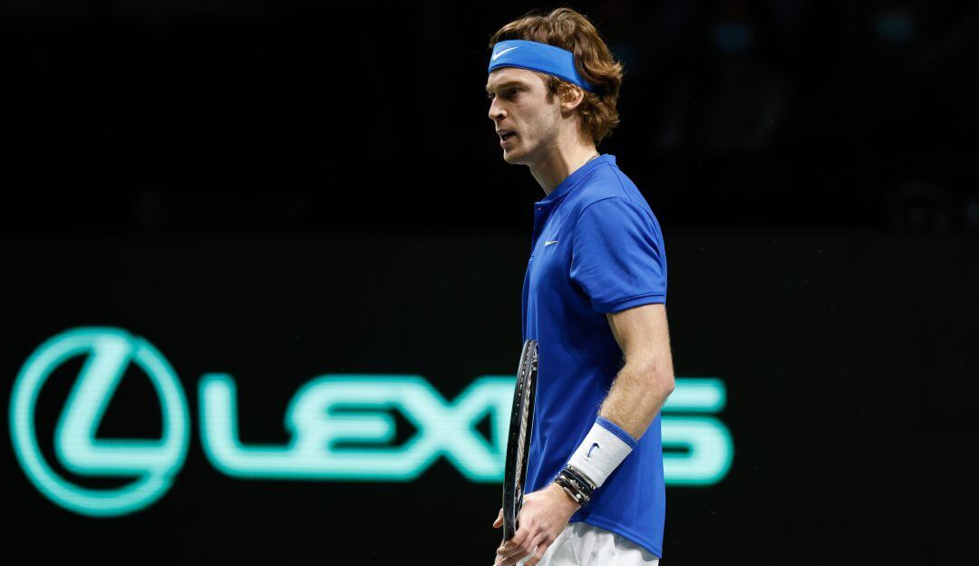 Rublev durante su participación en la Copa Davis con Rusia.