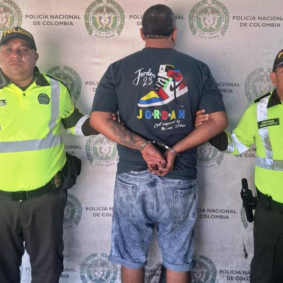 Conductor ebrio causó accidente en la vía Cartagena – Barranquilla y terminó capturado