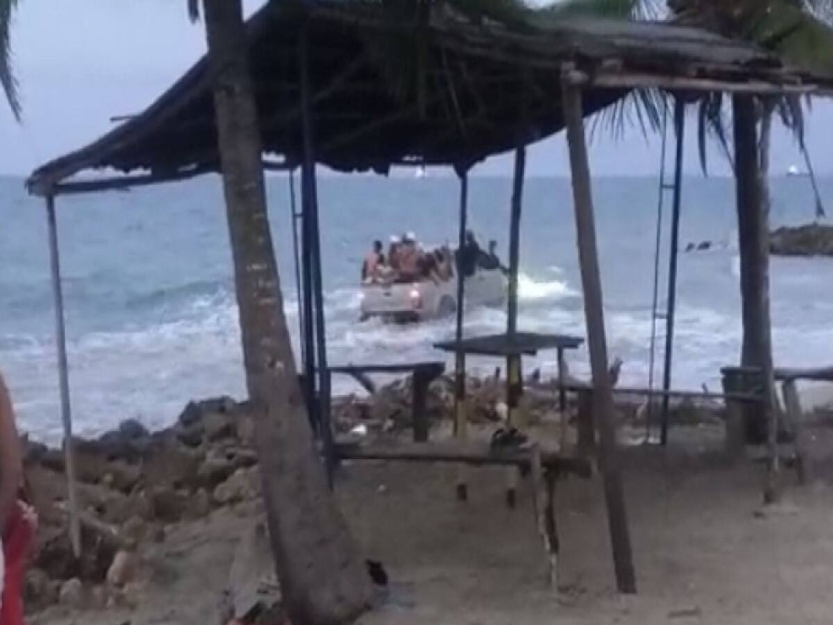 Un acto irresponsable puso en vilo a los bañistas en playas de San Antero