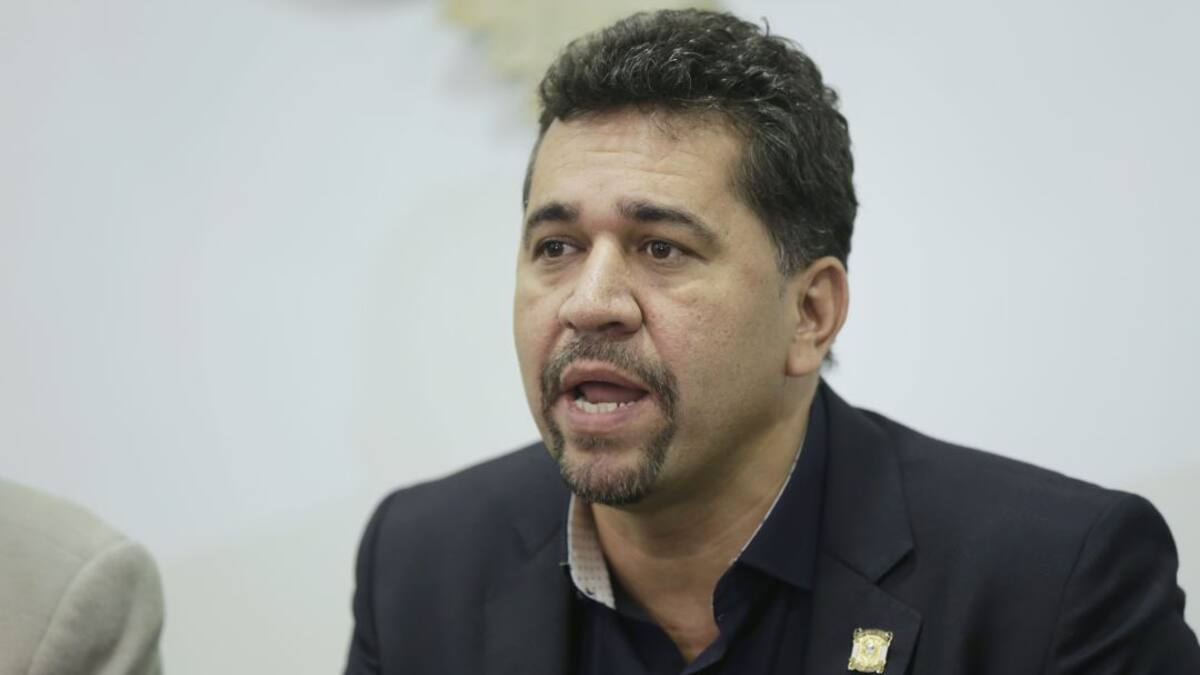 En 15 o 20 días esteremos ocupando la curul que deja Humberto de la Calle: León Fredy Muñoz
