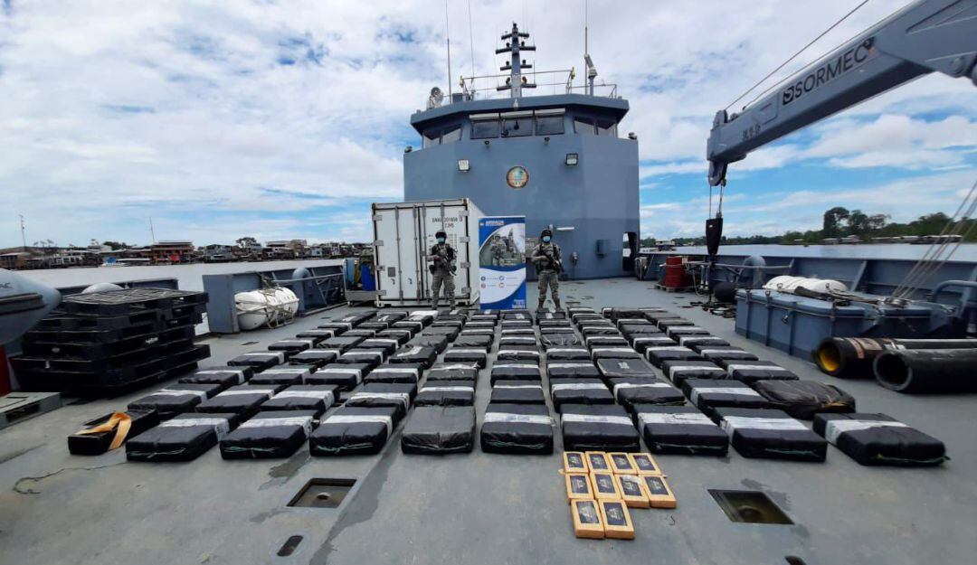 Incautación de un semisumergible con cocaína 