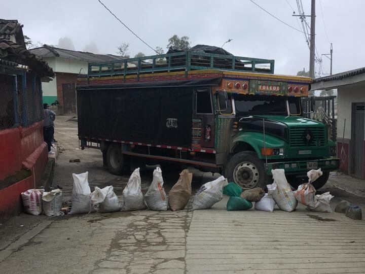 Punto del bloqueo Toldo San José de la Montaña- foto cortesía