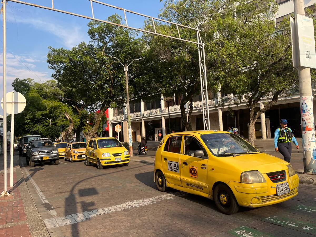 Avanza proceso de recalibración de taxímetros en Neiva
