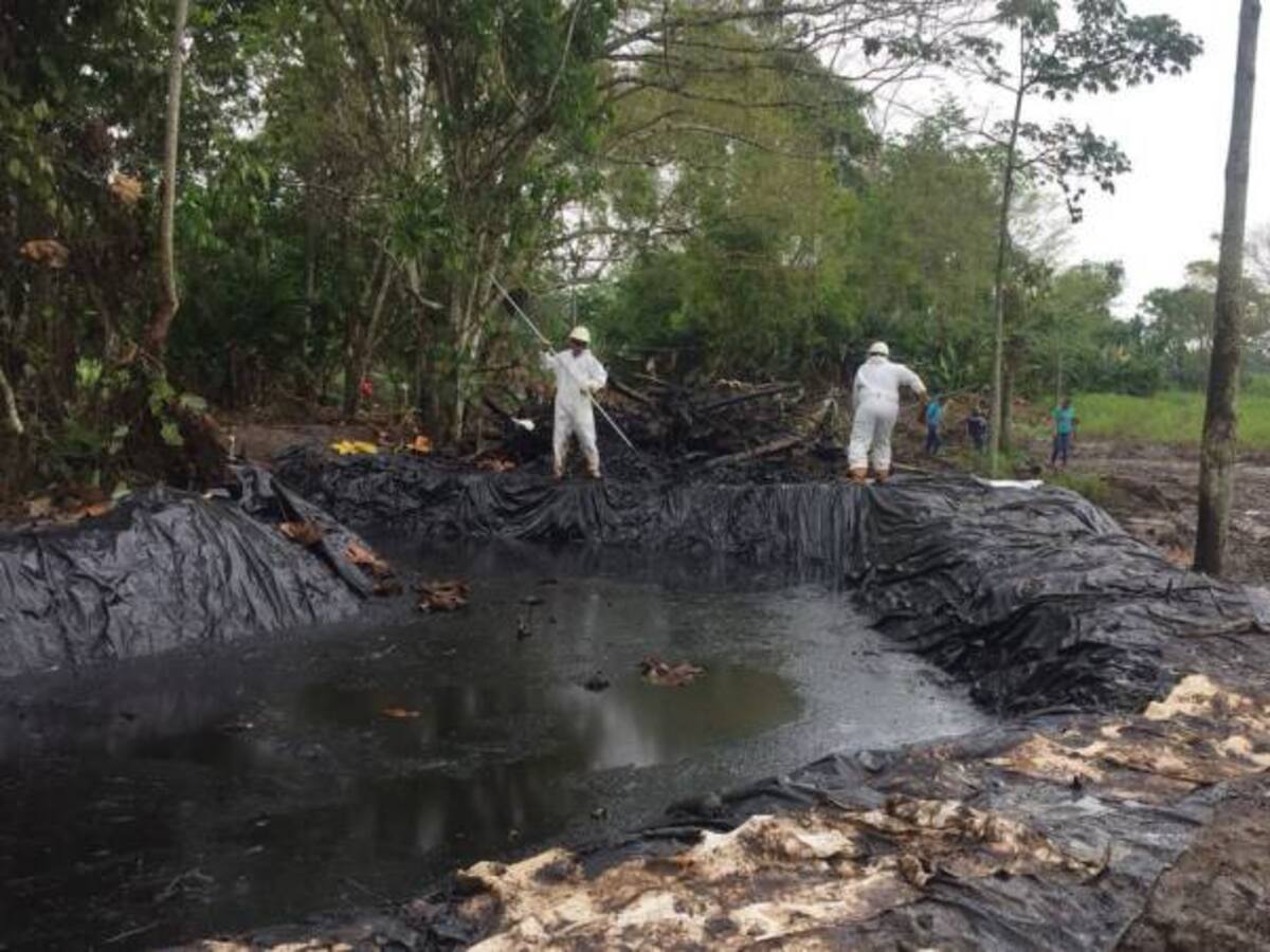 Fiscalía abre investigación por derrame en Santander