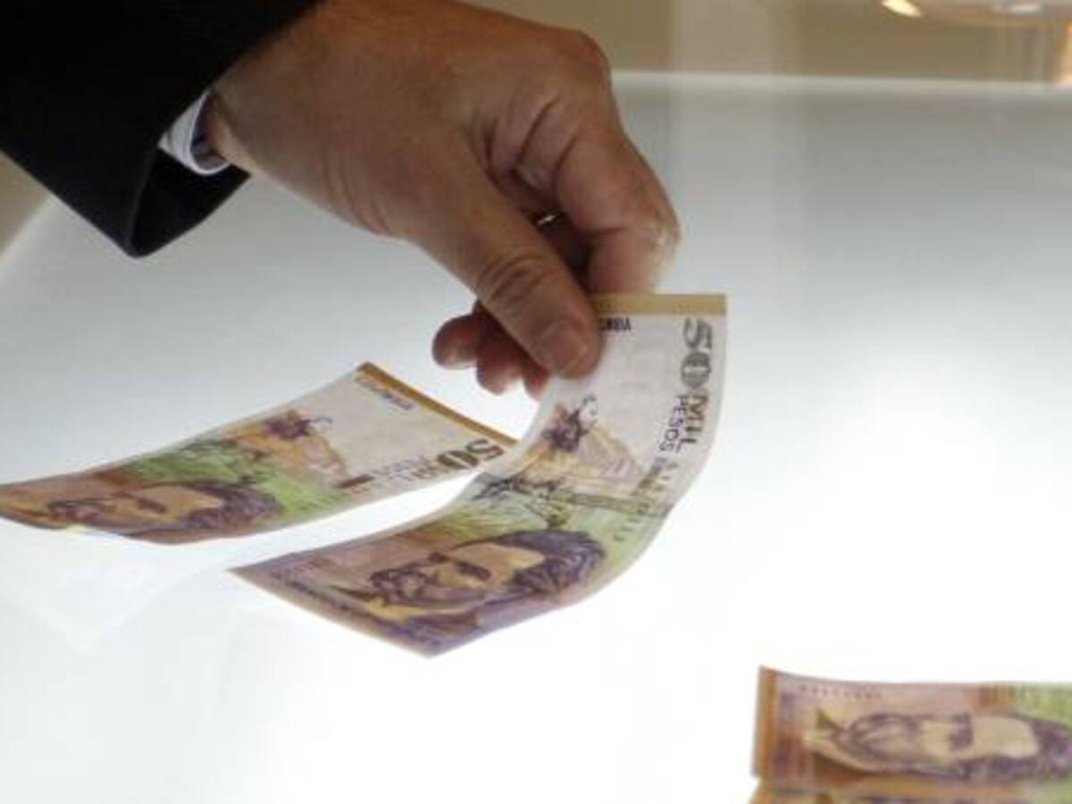 Liberales no respaldarán aumento del IVA en reforma tributaria