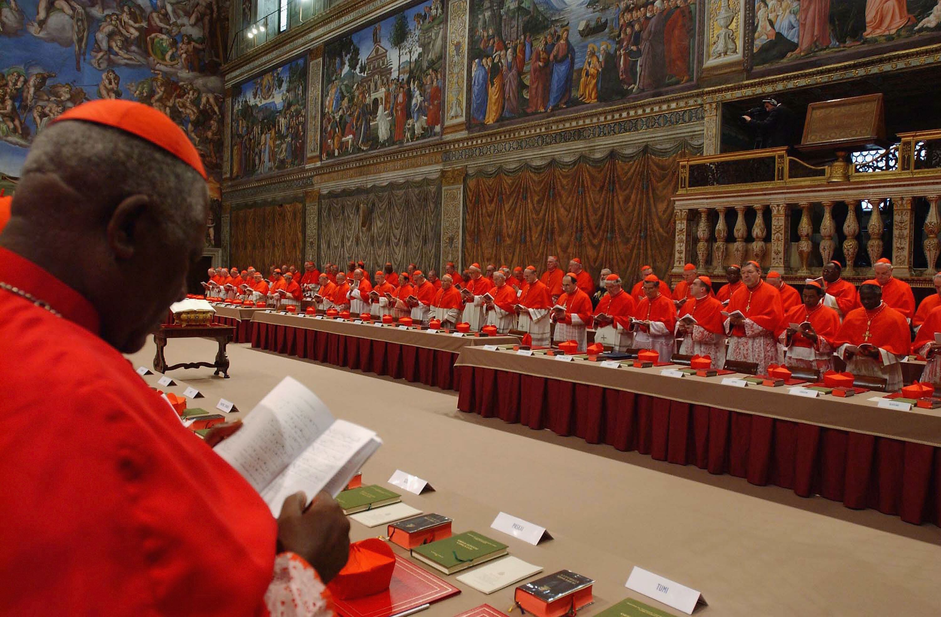 Las puertas de la Capilla Sixtina volverán a abrirse cuando se haya definido el Papa número 267 en la historia de la Iglesia Católica.
(Foto: Arturo Mari - Vatican Pool/ Getty Images)