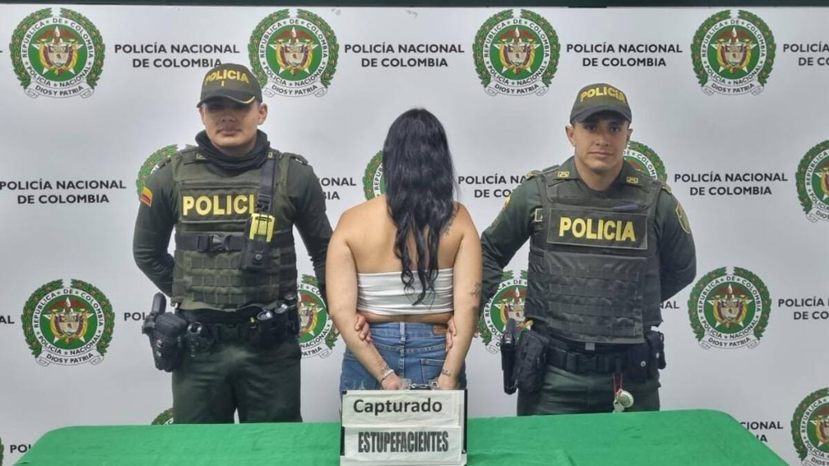 VIDEO: Mujer camufló droga en un caldo de carne