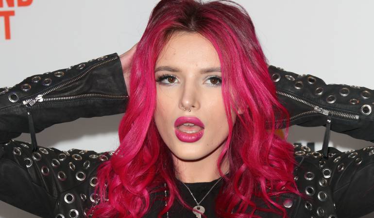 Bella Thorne.