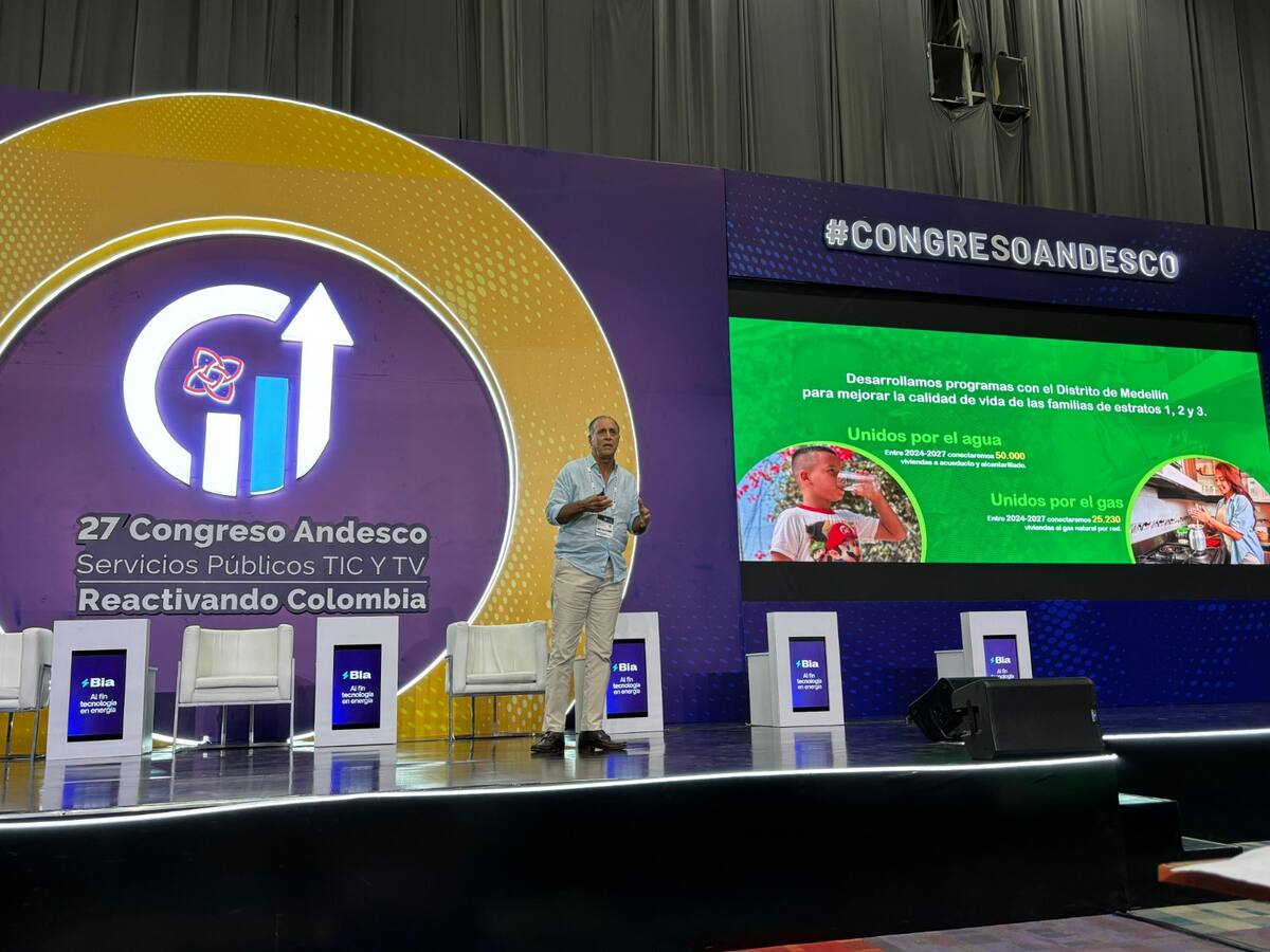 EPM está presente en Andesco con un recorrido por sus siete décadas de historia