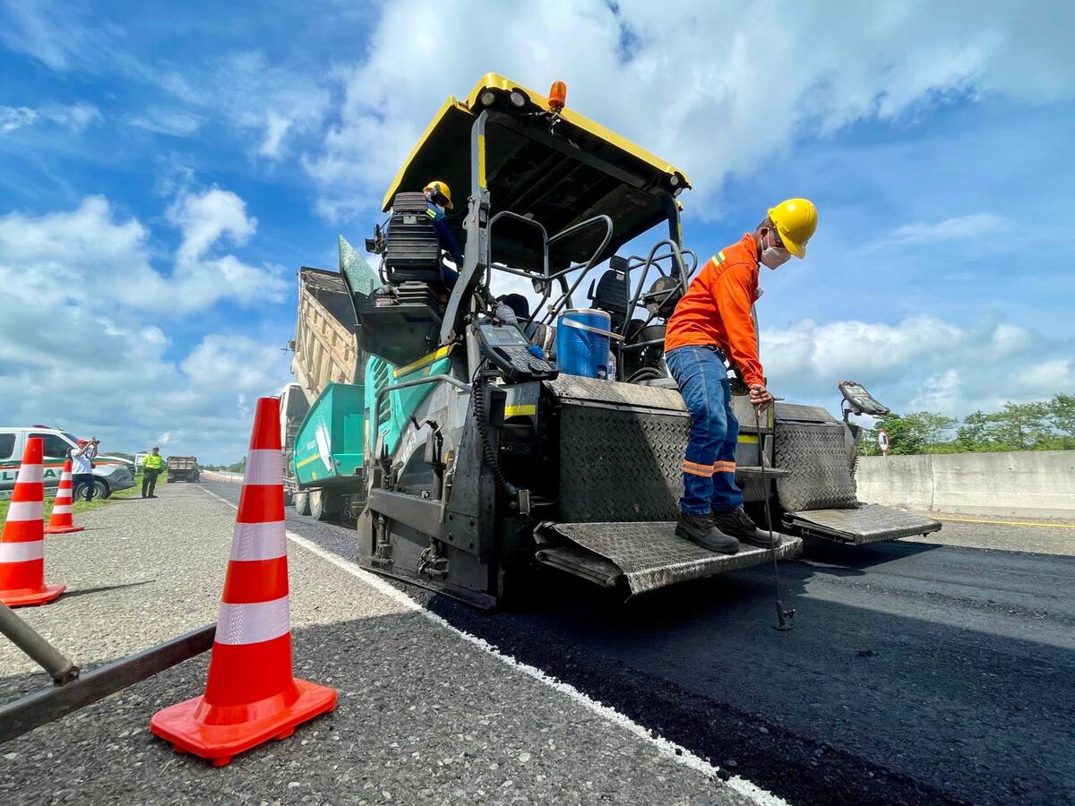 Inició la instalación de asfalto con plástico reciclado en la vía Barranquilla – Cartagena