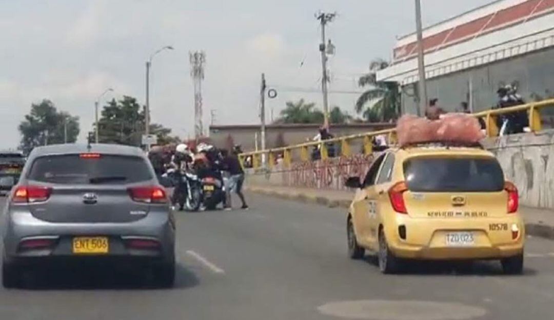 Tres personas fueron capturadas por este atraco masivo.