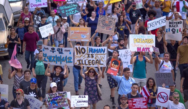 Marcha en contra de la finalización de DACA, Los Ángeles, Estados Unidos. 