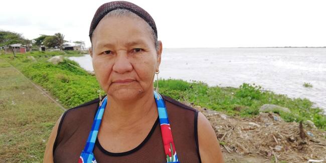 Ana Morales dice que jamás ha visto pasar un carro de basura en Puerto Mocho