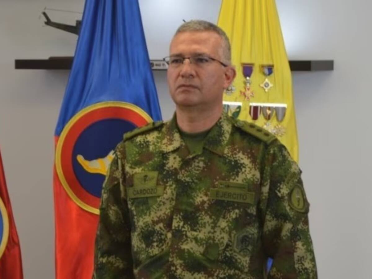 General Luis Emilio Cardozo, comandante saliente del Ejército Nacional, se despide de la institución