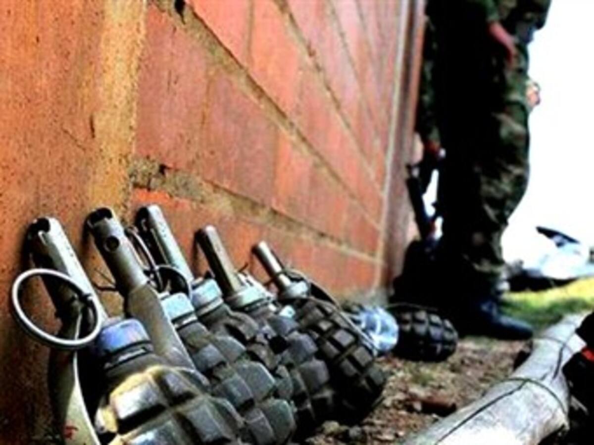 Con dos hostigamientos y tres ataques a un oleoducto, las Farc le ponen fin a la tregua