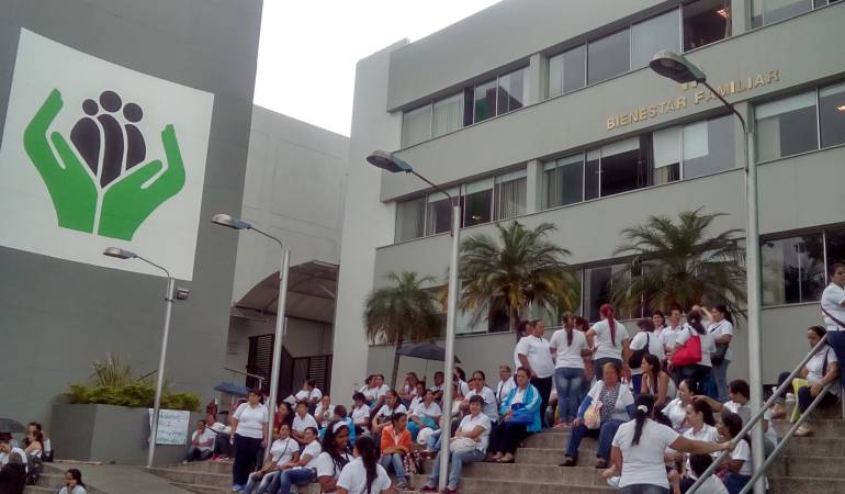 Las mujeres anunciaron que continuarán las concentraciones hasta que sean escuchadas