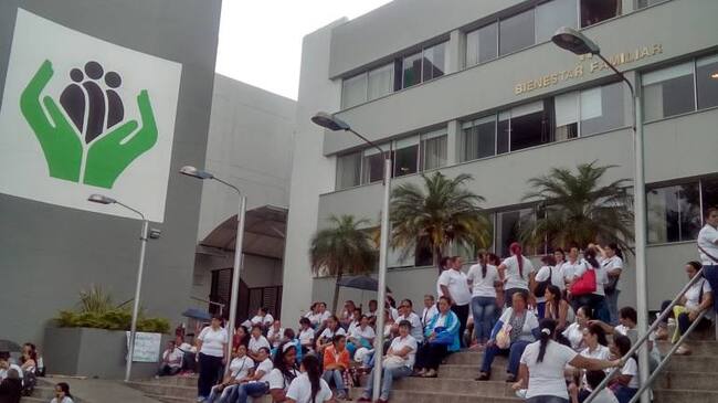 Las mujeres anunciaron que continuarán las concentraciones hasta que sean escuchadas