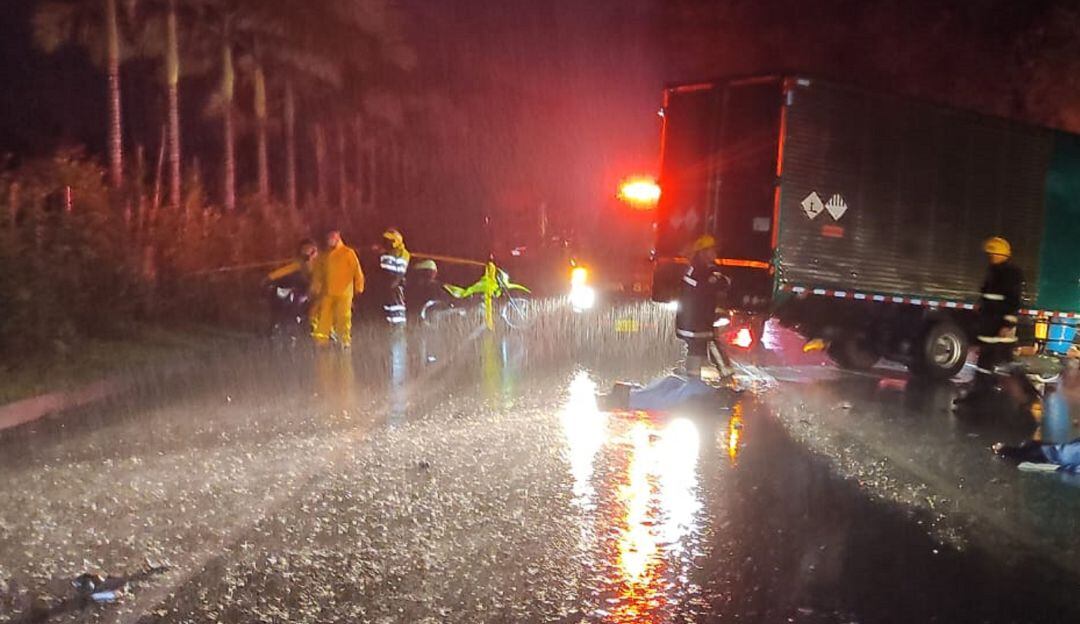 Accidente en vía Club Campestre-El Caimo