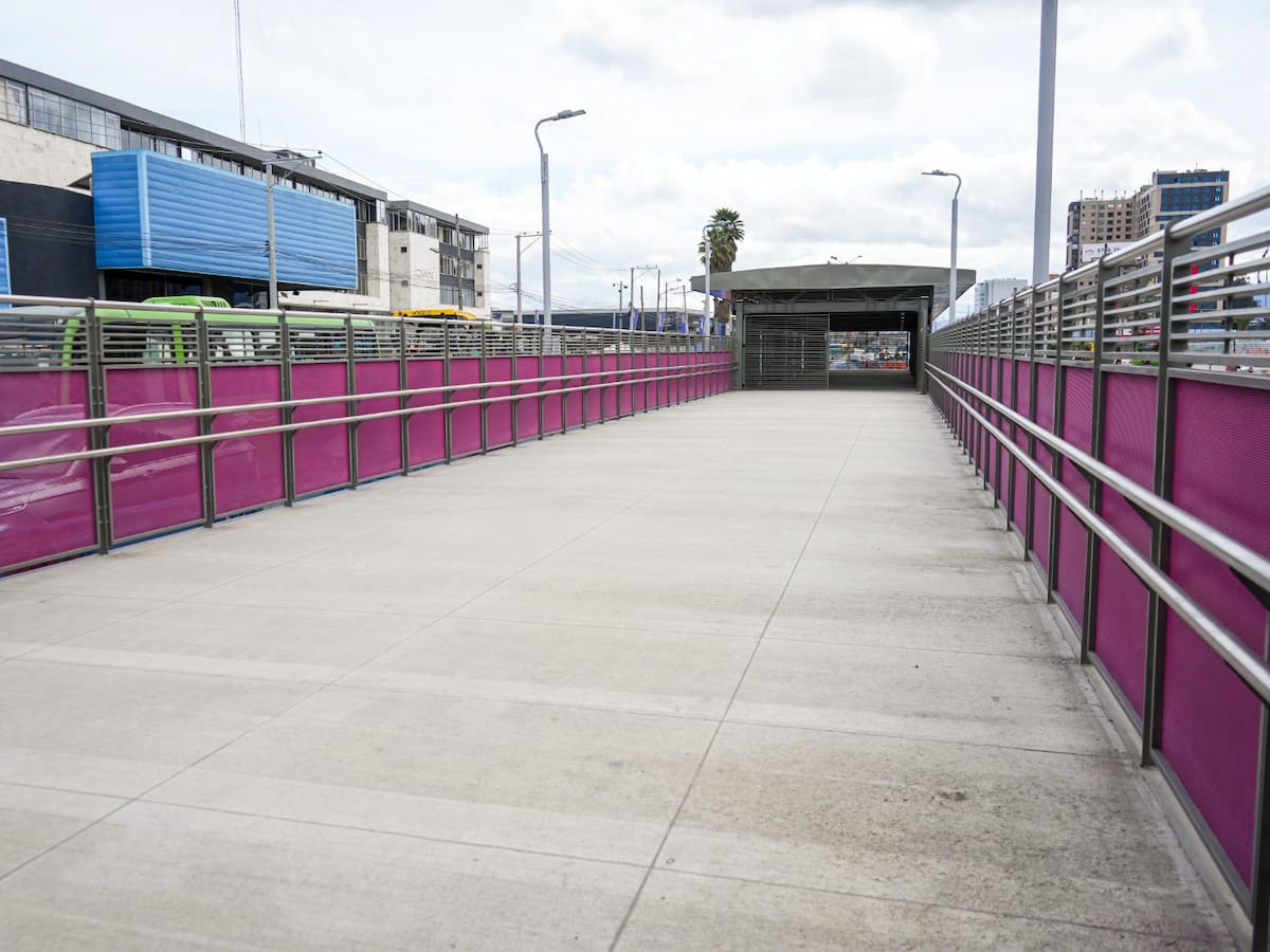 Obras Avenida 68 en Bogotá: deprimido peatonal de la calle 13 llega al 97% de avance